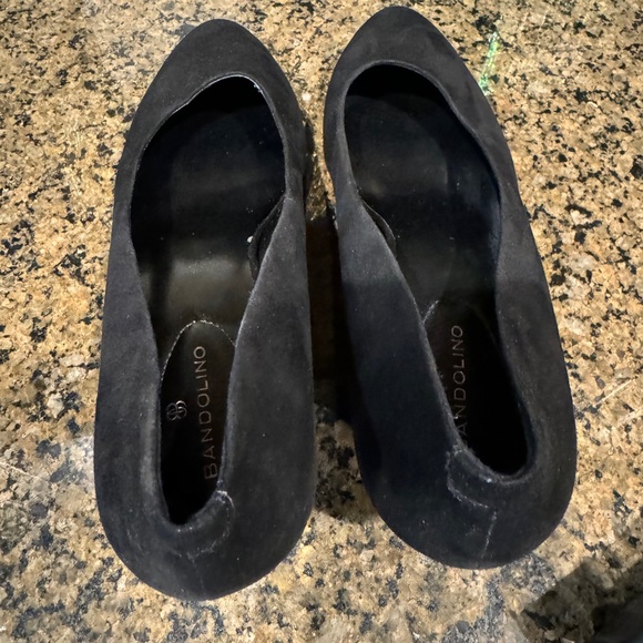 Bandolino Wedge Heels - Picture 3 of 7